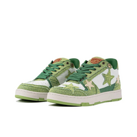 Custom Sneaker Green White Stars