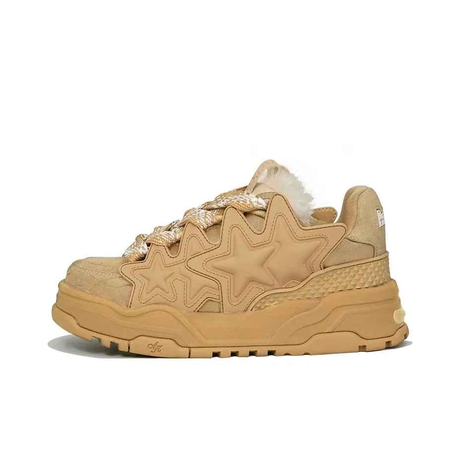 Custom Sneaker Khaki Stars