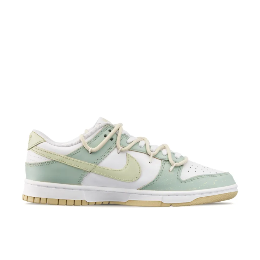 Custom Dunk Extra Lace Pea Green Block