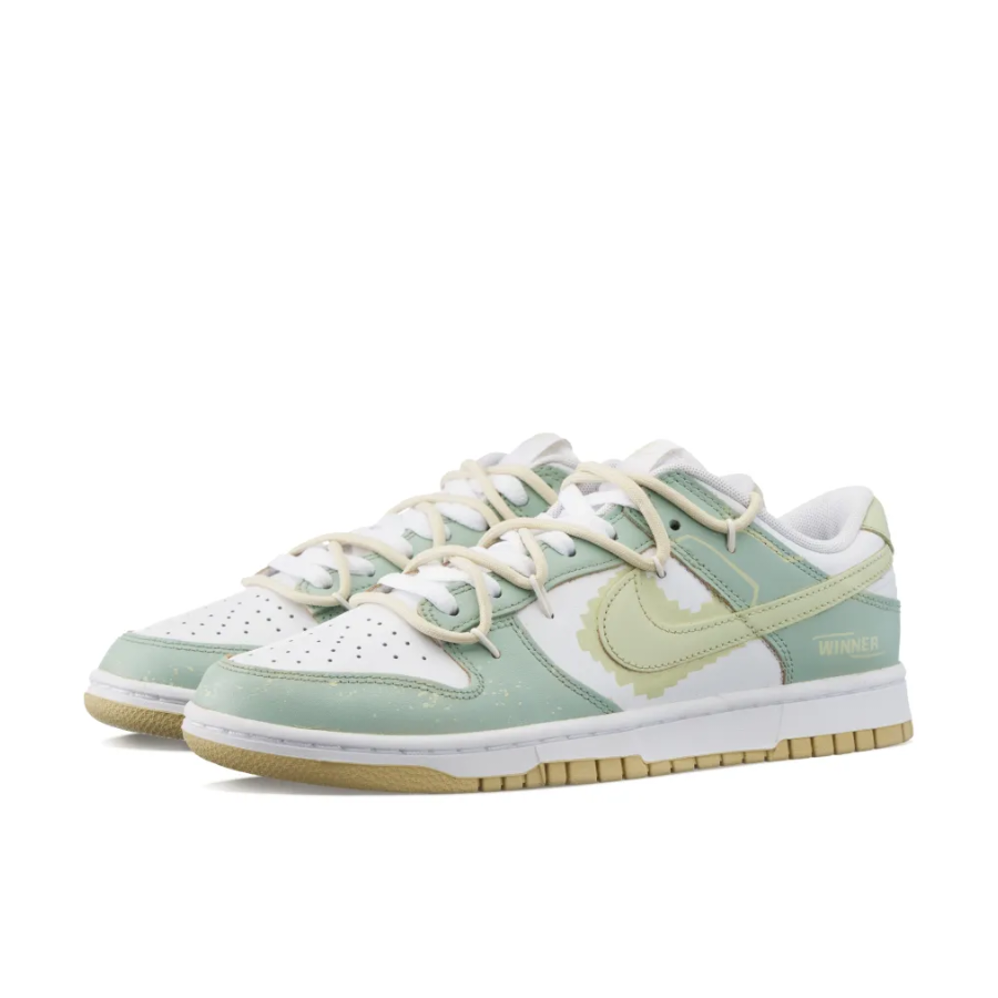 Custom Dunk Extra Lace Pea Green Block