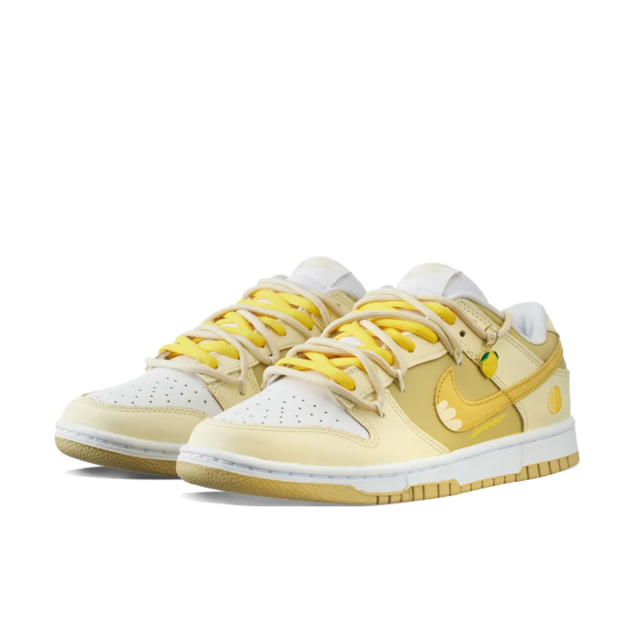 Custom Dunk Extra Lace Light Yellow Swoosh Layering